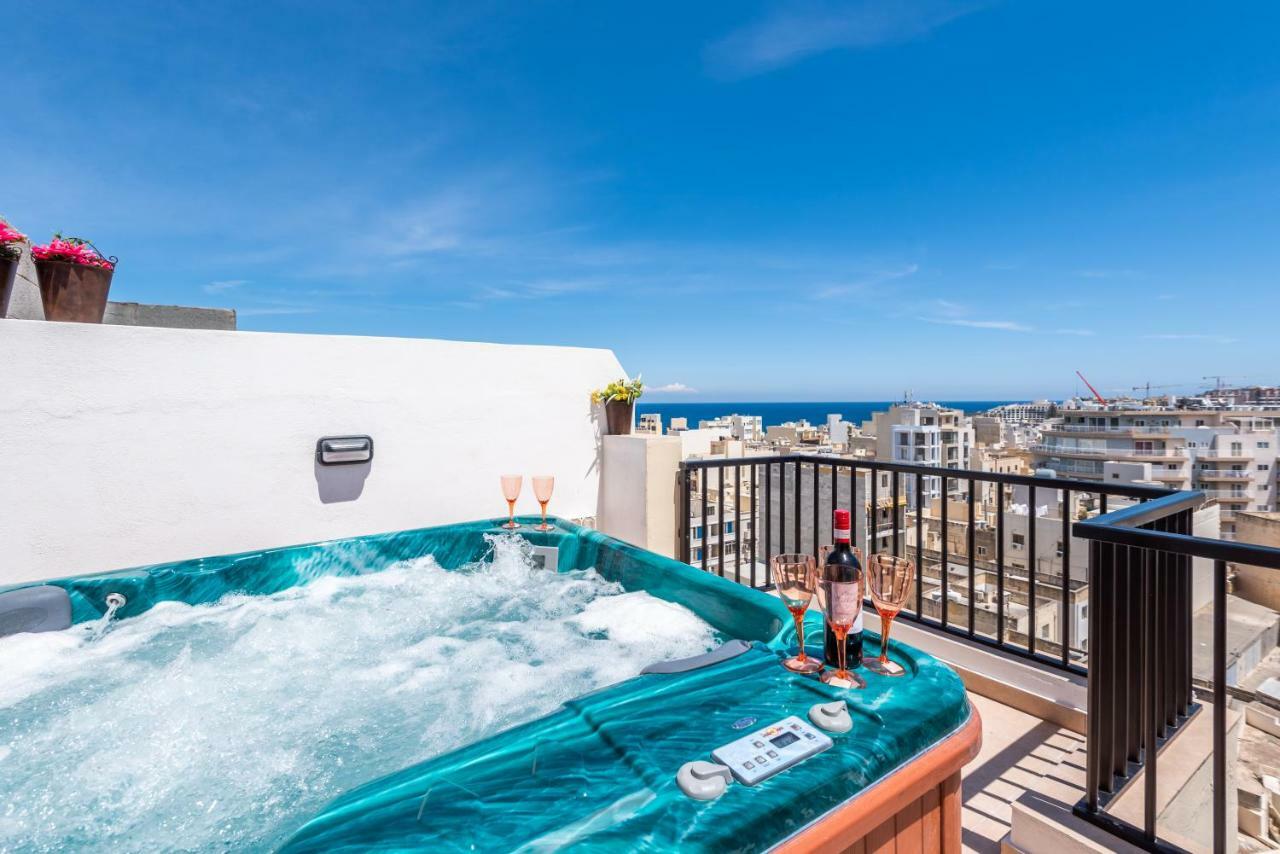 Апартаменты Seashells Sea View Penthouse With Private Hot Tub & Large Sunny Terrace With Stunning Views - By Getwaysmalta Сент-Полс-Бей Экстерьер фото